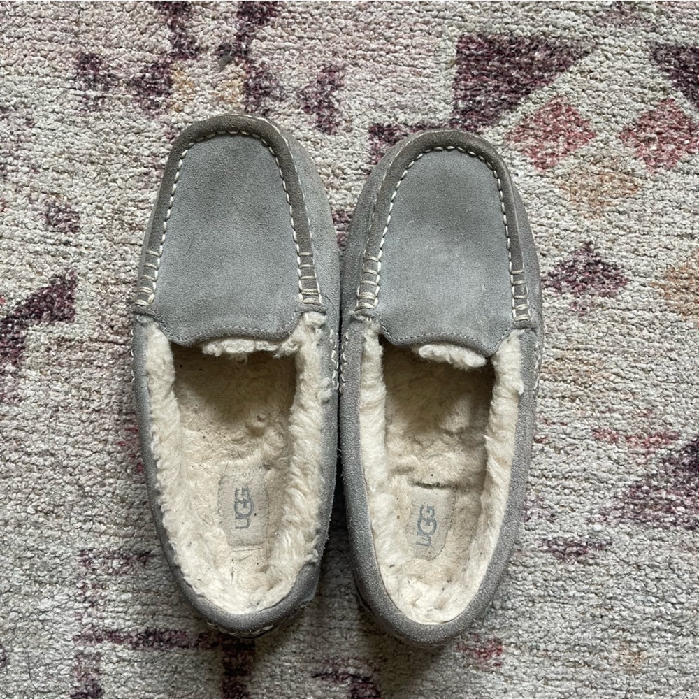 GUC Ugg Ansley Slippers